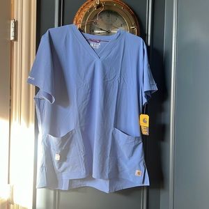 NWT women’s carhartt scrub top